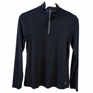 MOUNTAIN HARDWEAR black 1/4 zip performance top wick.q small